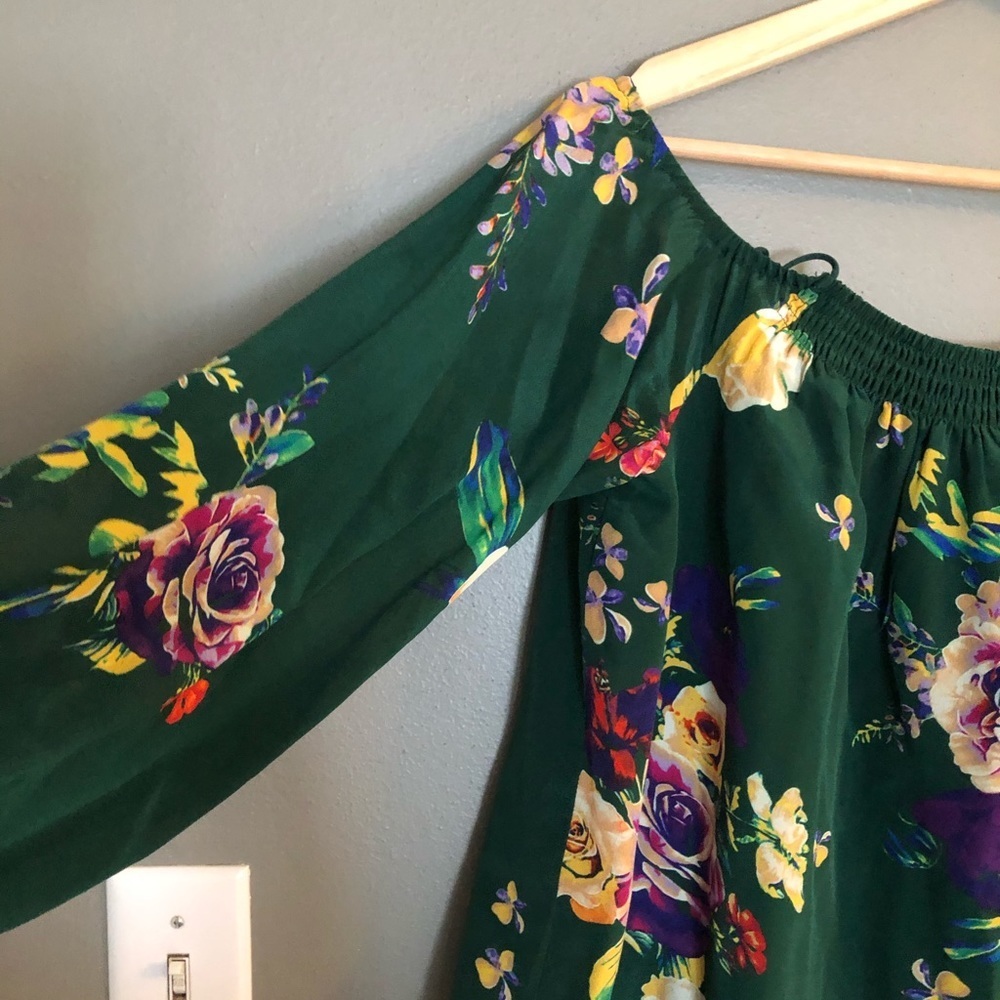 Anthropologie 100%‎ silk off the shoulder blouse - Picture 6 of 10